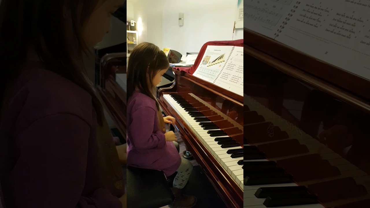 The 7.th piano lesson. My 6y.o. student shows her favorite pieces  from 