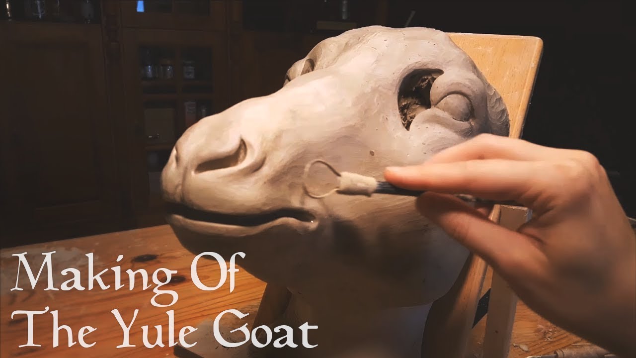 Making of the Yule Goat / Julbocken - Timelapse - Papier maché Mask & Costume