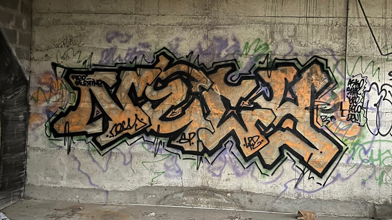 graffiti Mission in an abandoned place #6