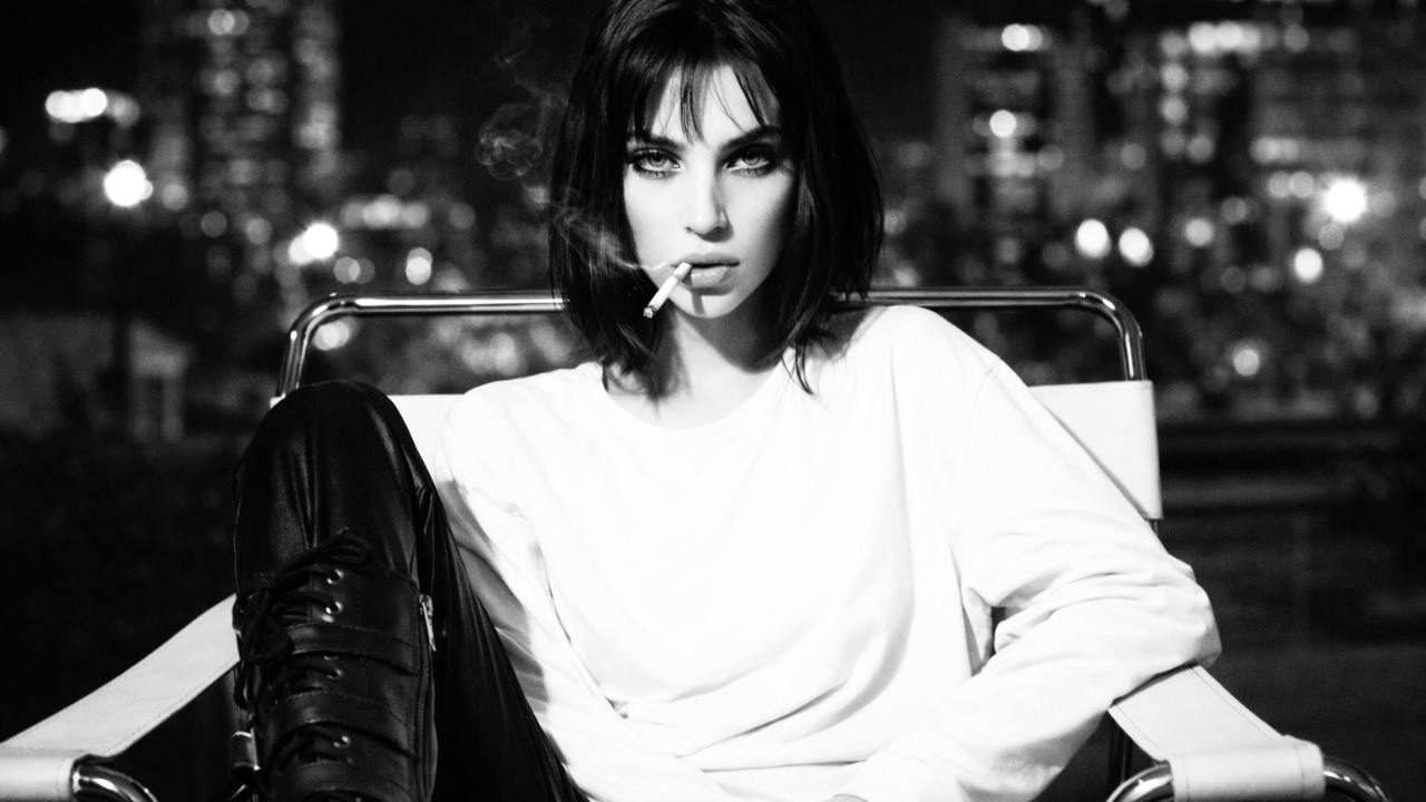 Anne Bloom - Dark Romance // Darkwave, Post Punk