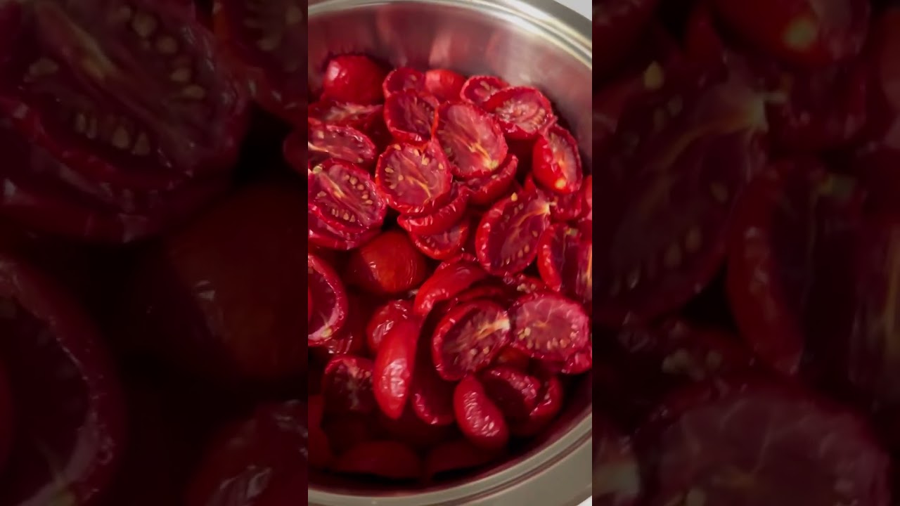 U Strattu concentrato di pomodori fatto in casa