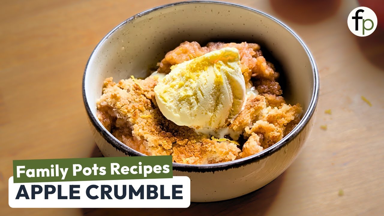 Cinnamon apple crumble