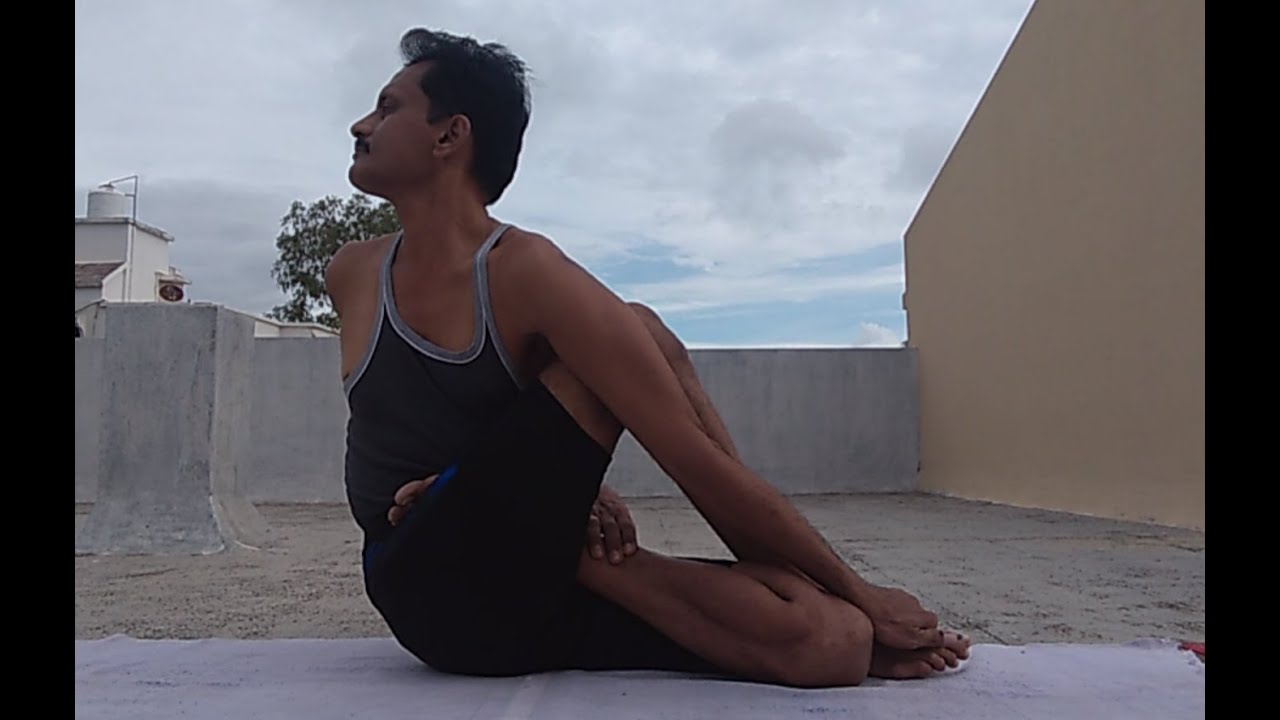 Paripurna matsyendrasana