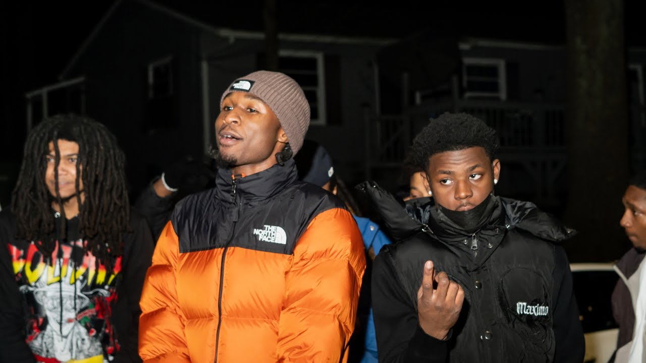 TooHunnit  Ft. Baby Kia - 