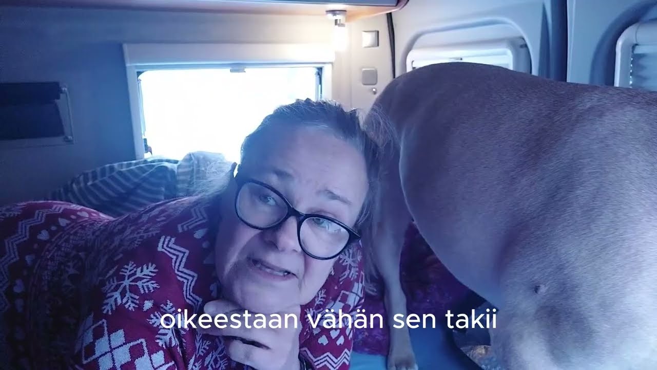 Ensimmäinen yö autossa pakkasella! ❄️🚗T