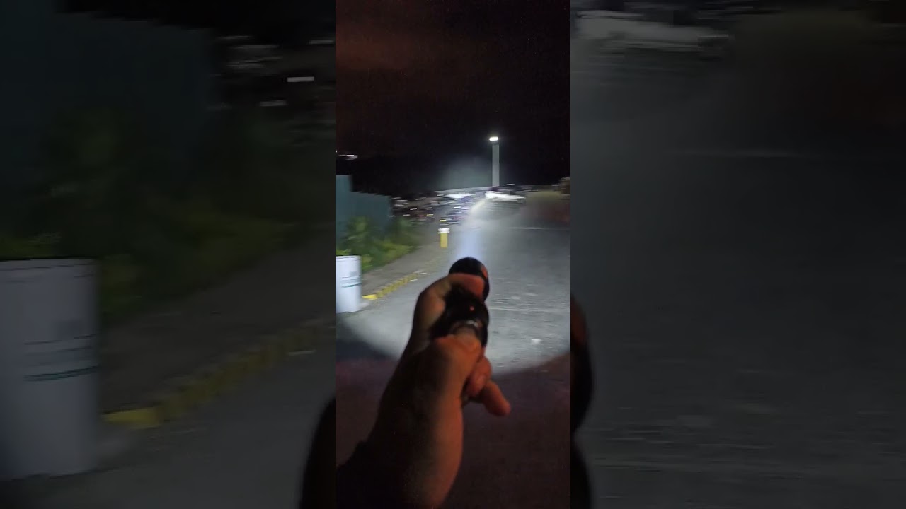 Linterna Olight Warrior X3