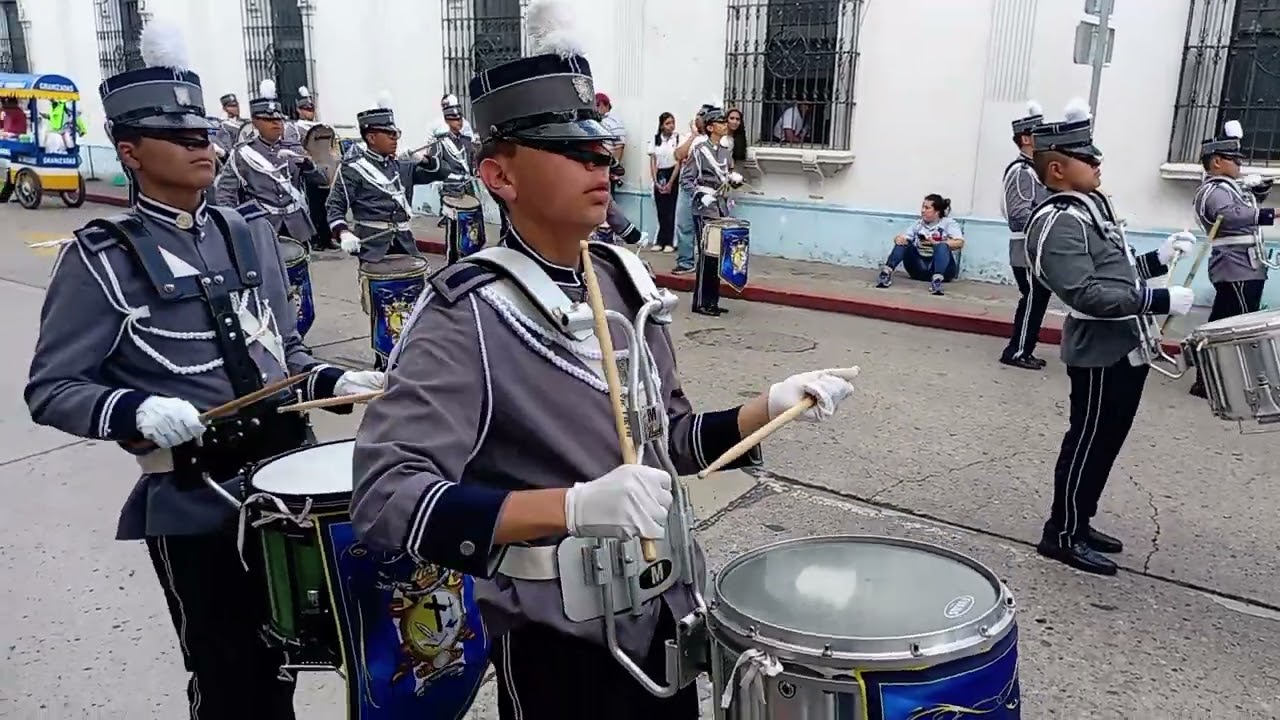 Banda de guerra Colegio Católico San Pablo 14 de Septiembre