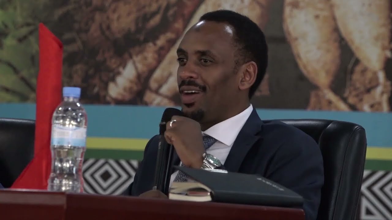 Sadate Munyakazi yacyebuye abakorera umushahara//Inama y'Abakire bavuka mu Ruhango