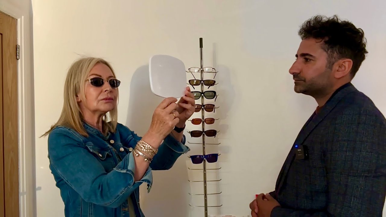 ASMR: Woman visits Opticians for New Sunglasses & Repairs