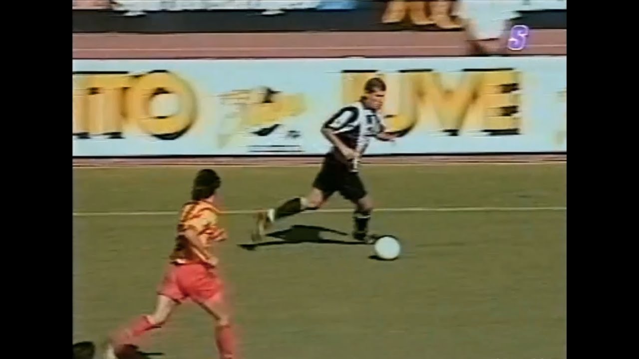 Zidane vs Lecce (1997-98 Serie A 1R)
