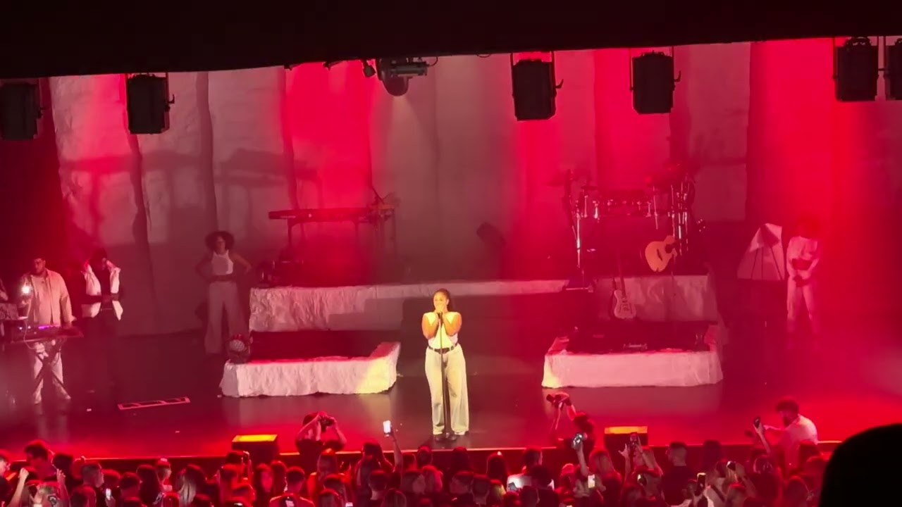 EVA - Page Blanche Tour - Reims 2024 (+ Pré-show par RoxyB) 26/09/2024