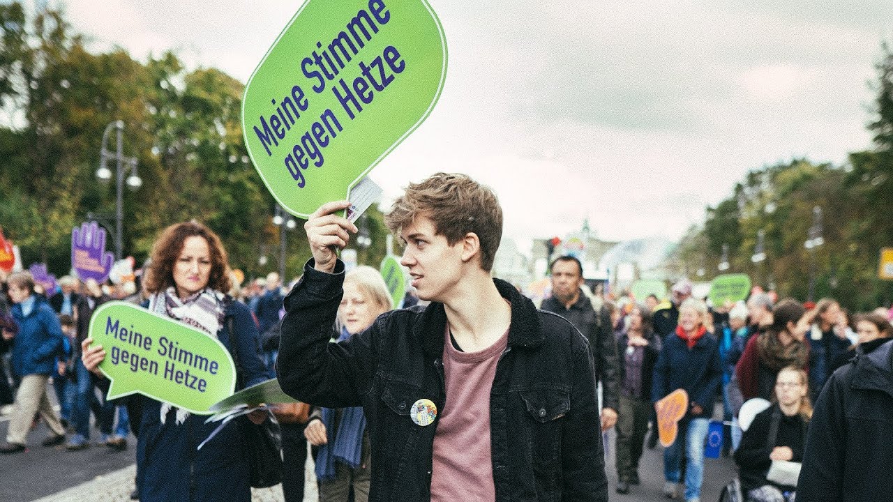 Schrei nach LIEBE gegen HASS und RASSISMUS!