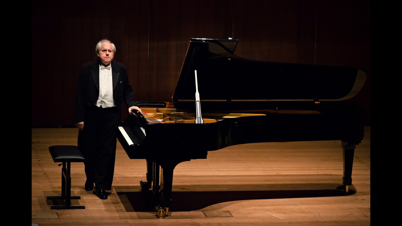 Grigory Sokolov plays Schubert Moment Musical op 94 No 4 in C sharp minor - live Paris 2016