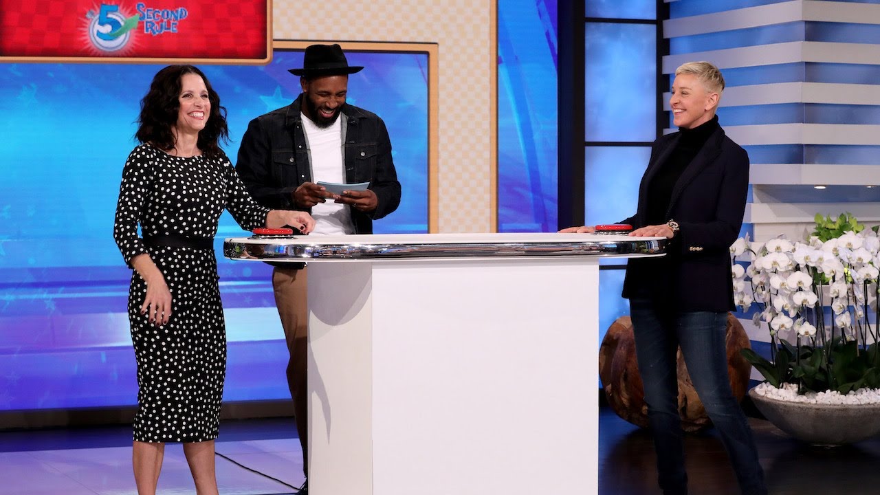 Julia Louis-Dreyfus Plays ‘5 Second Rule’