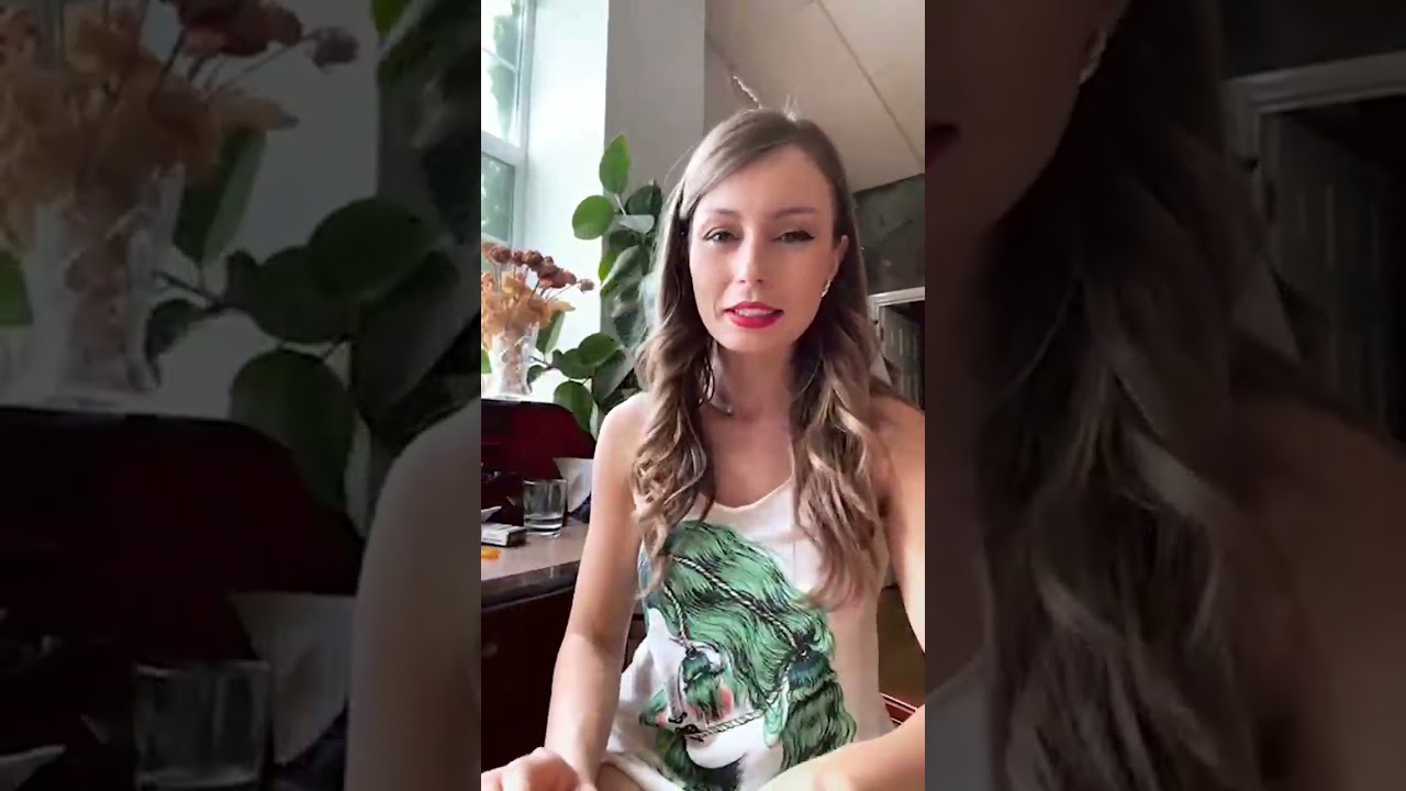 Smoking Girl 31