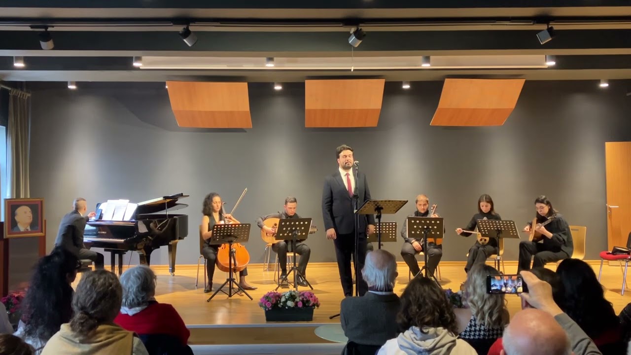 Berke Meyman - Gül açılsın dudağında gülüver