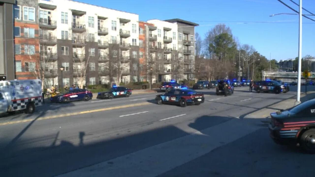 Suspect arrested after 2 police officers hurt in shooting at Atlanta apartment building