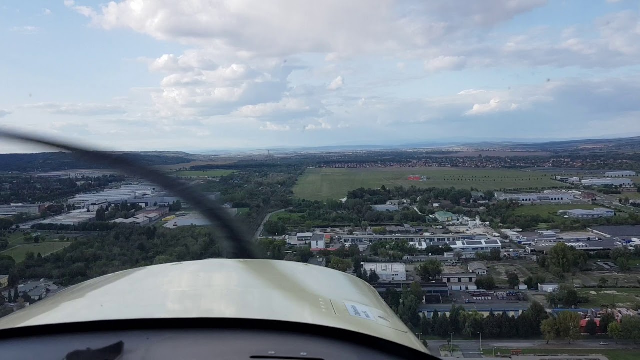 Kiss Landing With Cessna 152 to Grass Runway 34