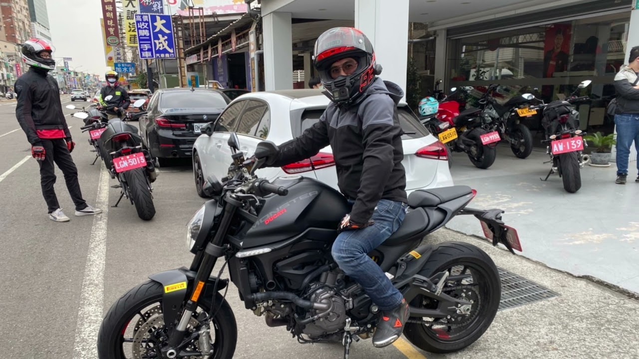 Monster 937 frist ride #monster #ducati