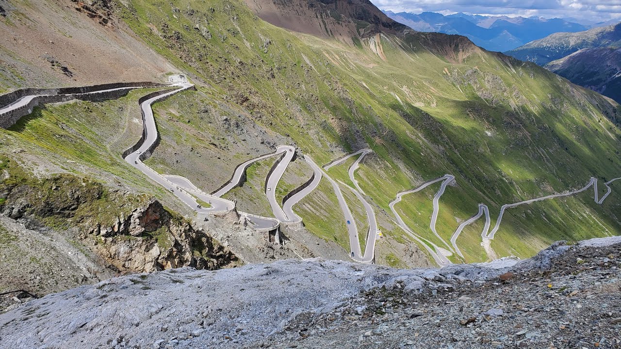 Riding the entire Stelvio Pass on an Aprilia Dorsoduro 900