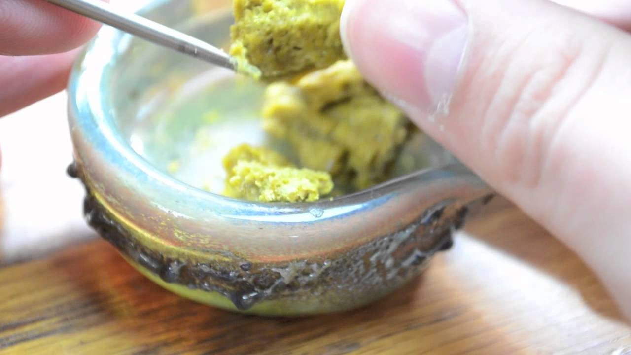 DAB LAB TV - Strain Review #8 (Trainwreck and Afgoo Budder/Wax Dabs)