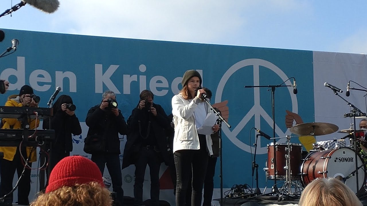 Luisa Neubauer, komplette Rede am 27.02.2022 in Berlin, Demonstration in Solidarität mit der Ukraine