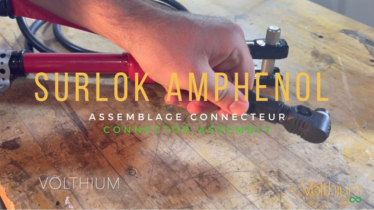 Surlok Amphenol connector - Volthium