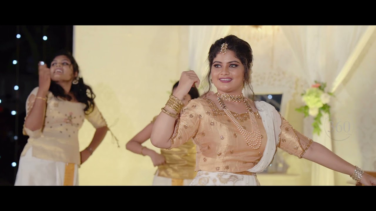 Kerala Chrisatin Engagement Eve surprise  dance to groom 2021/bole chudiya specially for groom😍