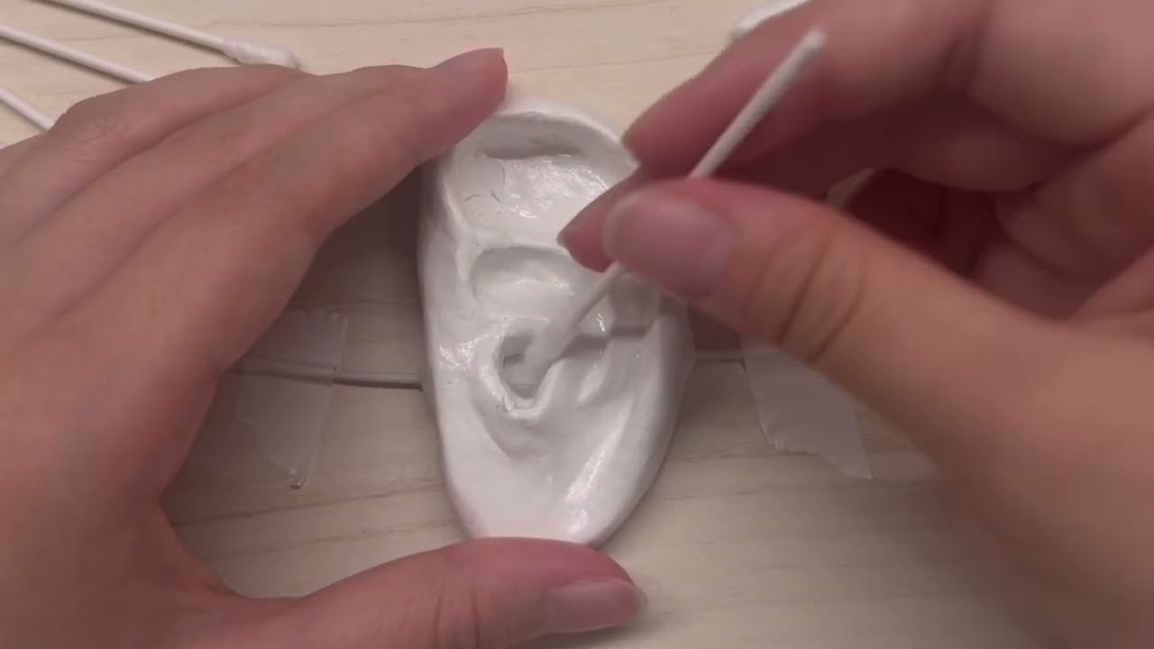 ASMR 手作り耳を綿棒で耳かき | Handmade Ear Cleaning with Cotton Swabs