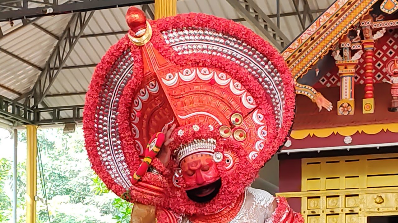 ദൈവം കതിവനൂർ വീരൻ (വഴിനട)