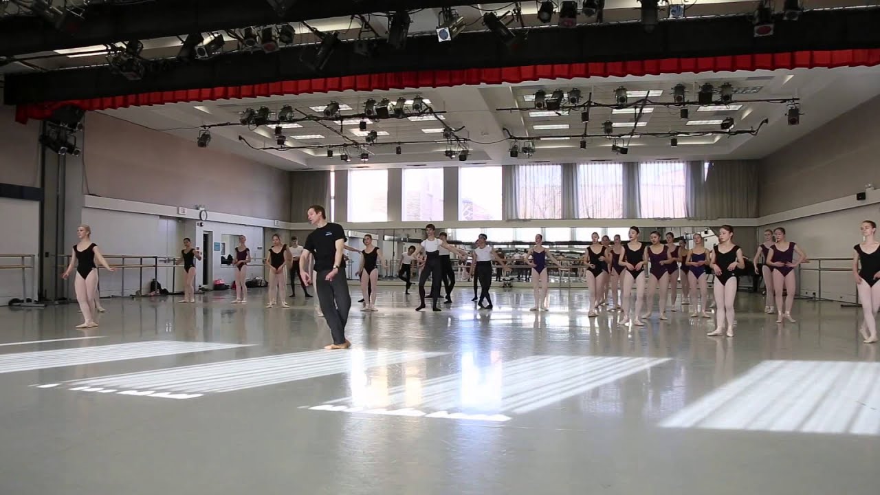 Lindsay Fischer Master Class a the Kirov Academy of Ballet