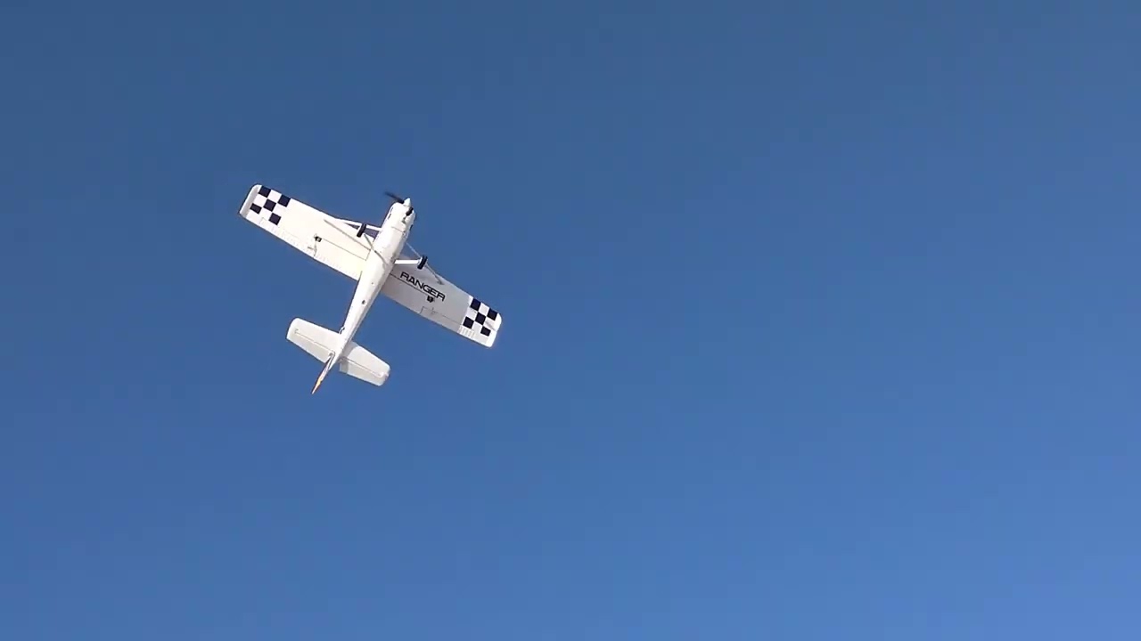 Fun Flying at Baxter RC Flying Field. Thanks for watching 