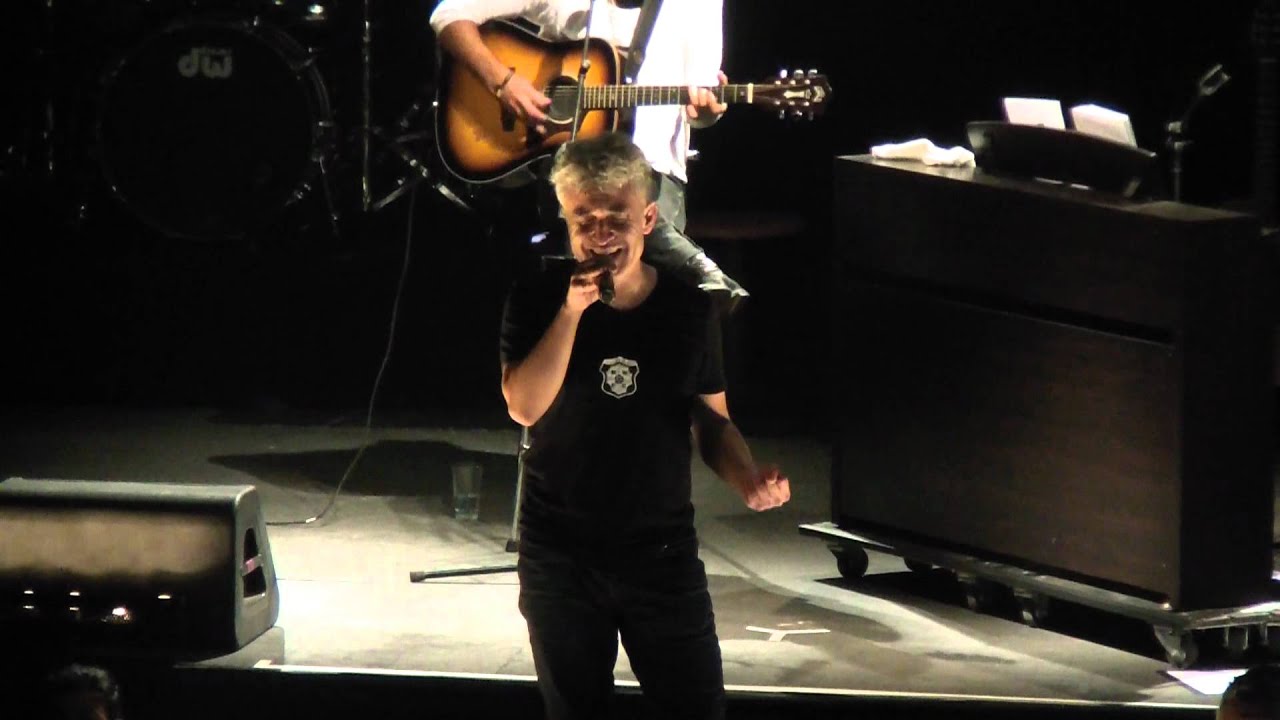 Jorge Gonzalez - Esas Mañanas + Te Amo + Carita De Gato + Eres Mi Hogar (Caupolican 30.11.2011)