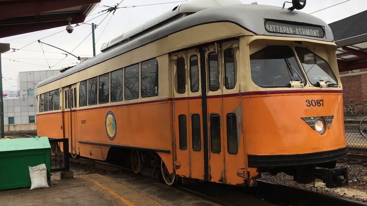 MBTA: Original 1940's PCC Trolleys on the Mattapan Trolley Line [HD 1080p]