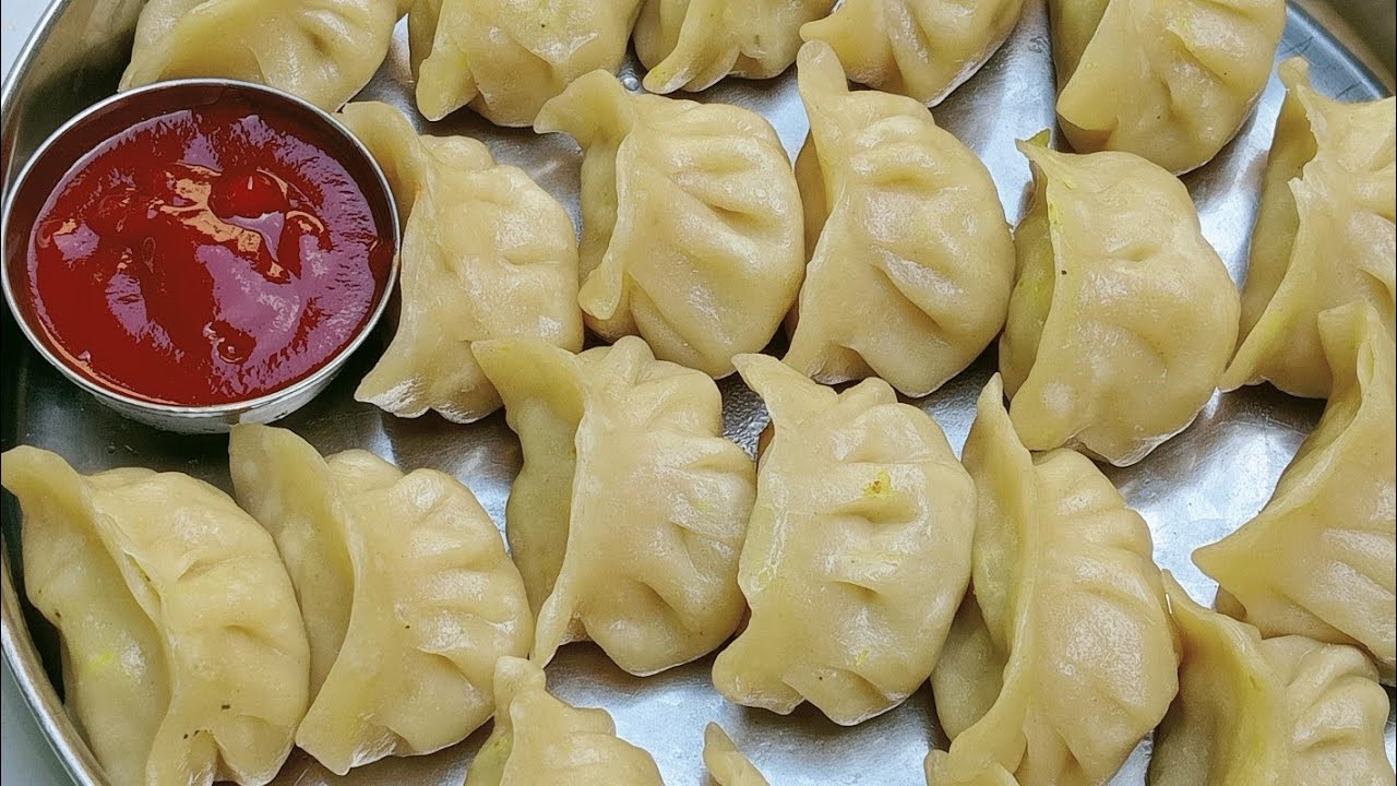 मार्केट से बढ़िया घर पर मोमोज बनाने का आसान तरीका/momos recipe 