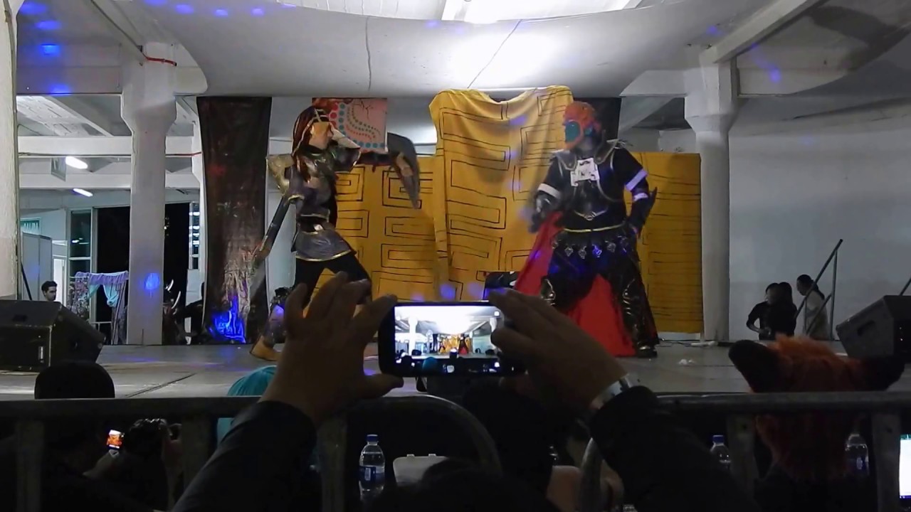 Link vs Ganondorf Cosplay Performance