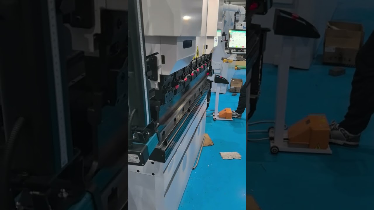 EP4013 electric press brake #machine #busbarbendingmachine #cnc#pressbrake