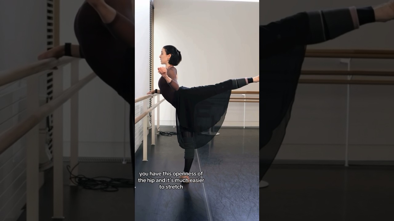 STRETCH THE KNEE IN ARABESQUE ✨ TURNOUT THE HIP! #ballettips #vaganova #pointe #arabesque