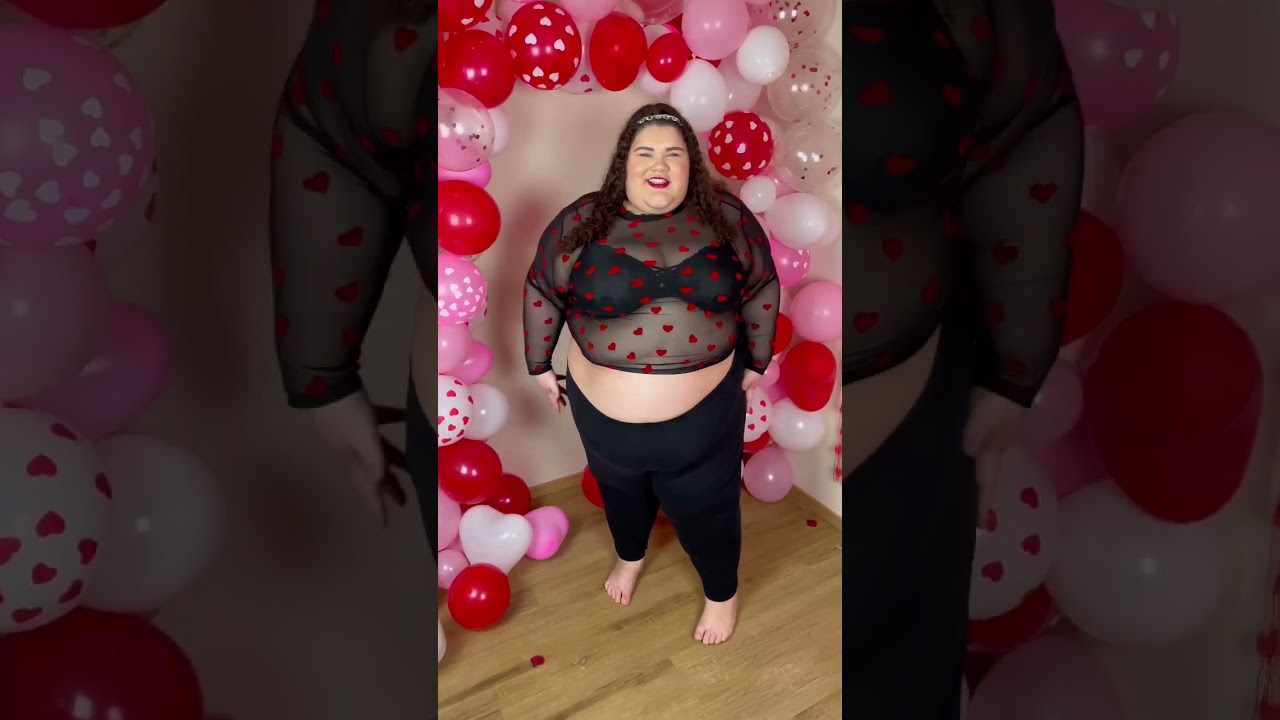 When you&rsquo;re fat anything can be a crop top&hellip; 😂 #whatiorderedvswhatigot #plussizefashion #shorts