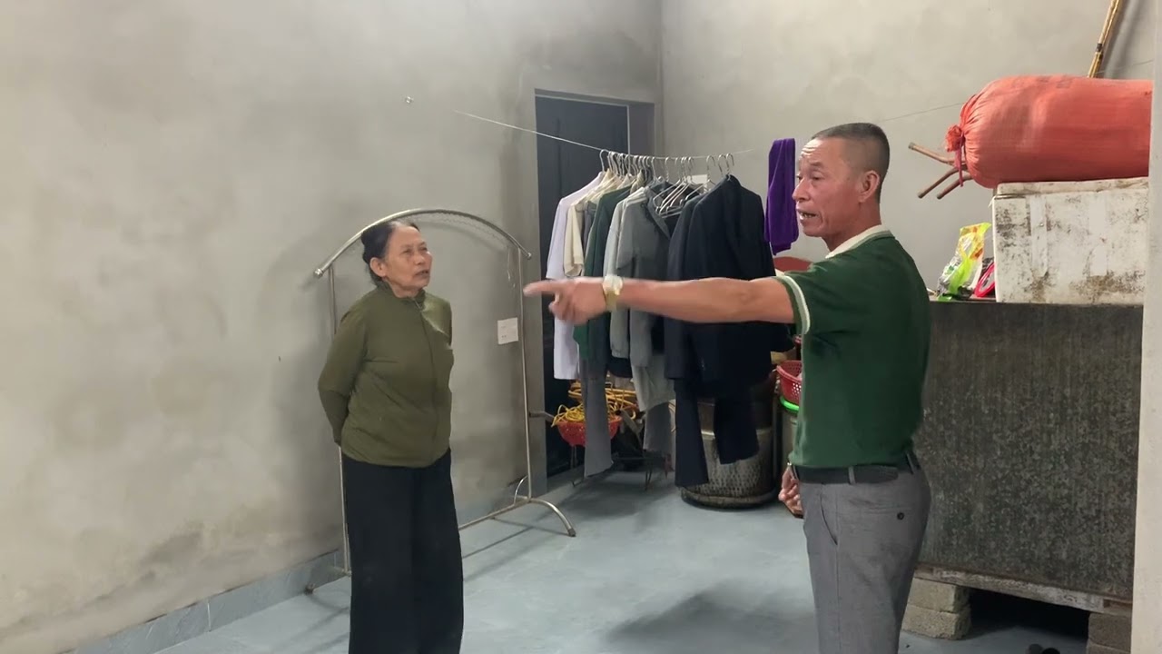 Mu hải Hóng Hớt Đủ Mọi Chuyện 