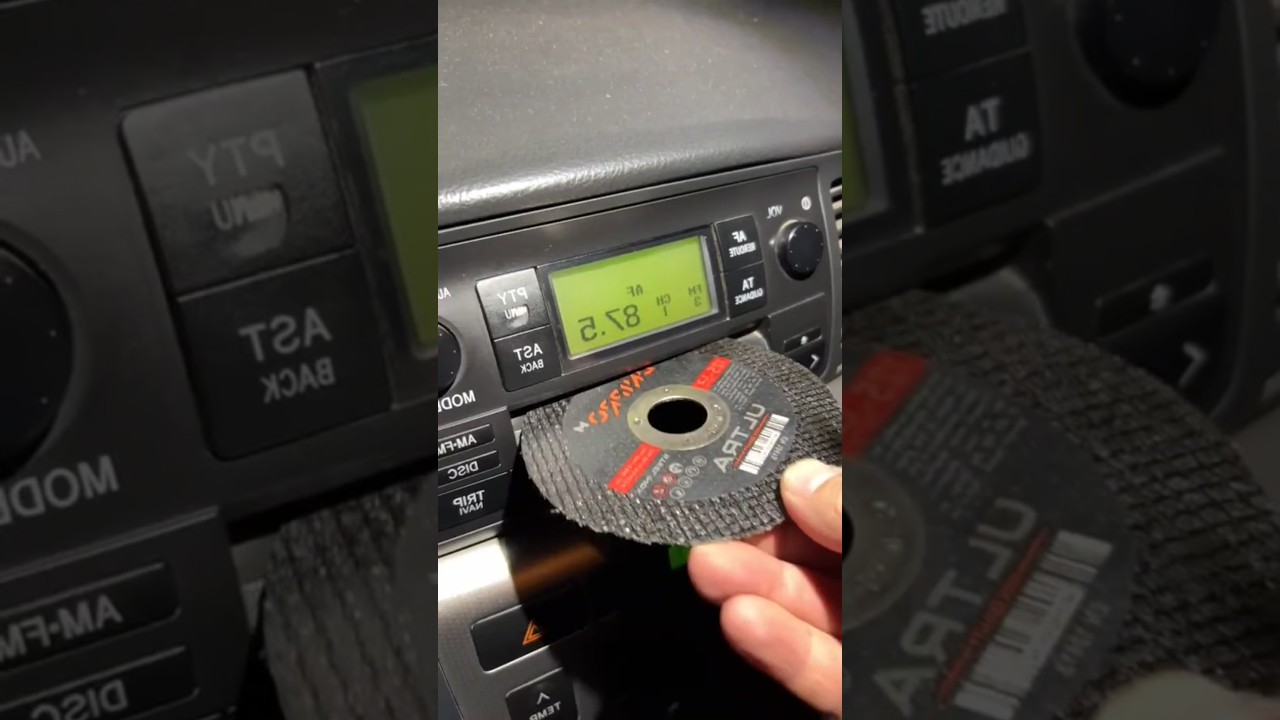 When I put the grinder disc into the CD player 😁