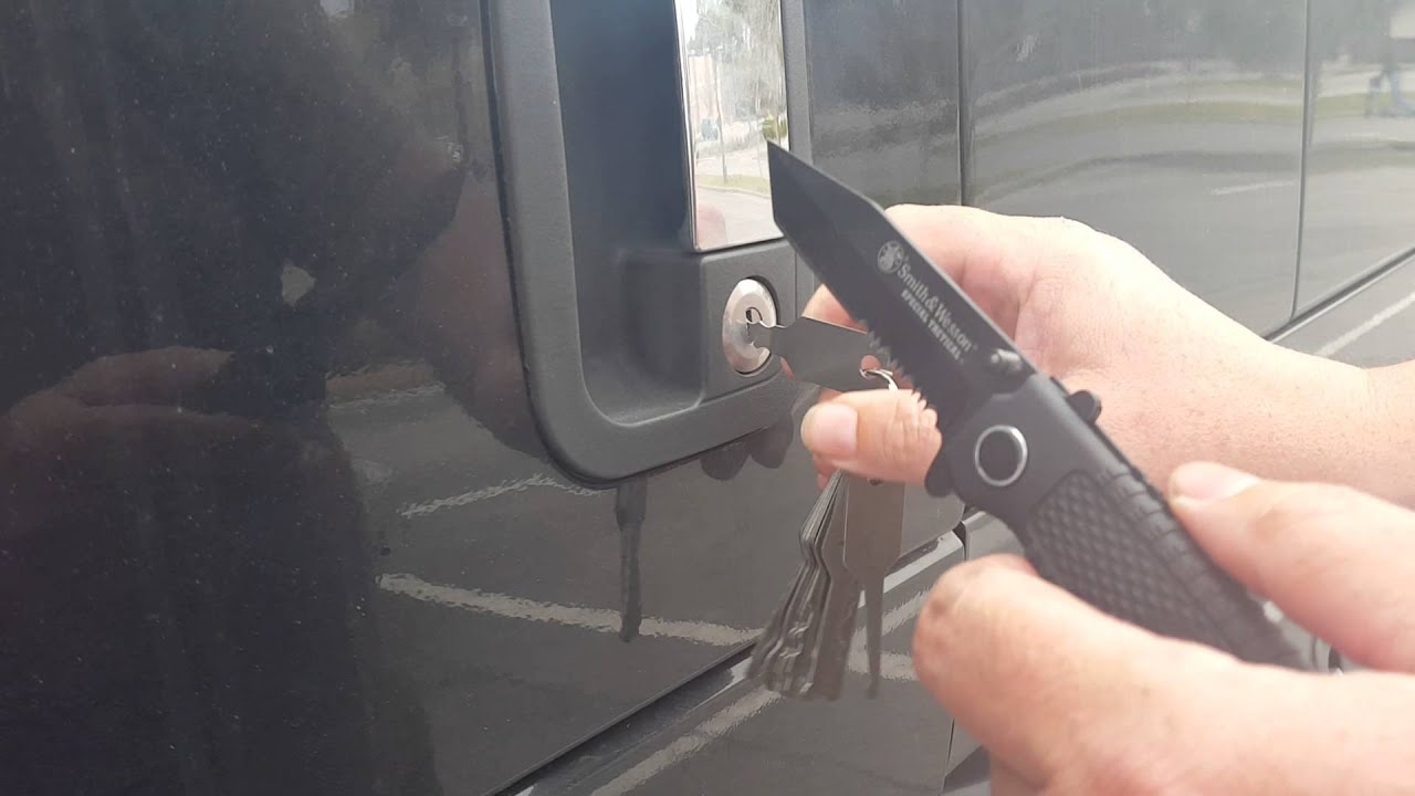 Unlocking a 2012 KW T700 with jiggle keys. ( recovery  )