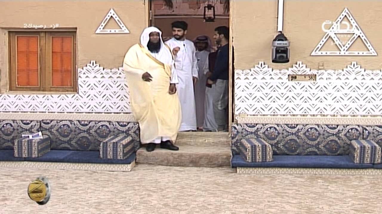 جولة الشيخ بدر المشاري في القرية | #زد_رصيدك2