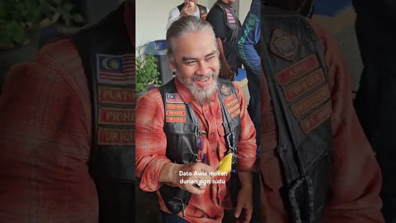 Dato' Awie makan durian dgn sudu #lawak #wings  #awie