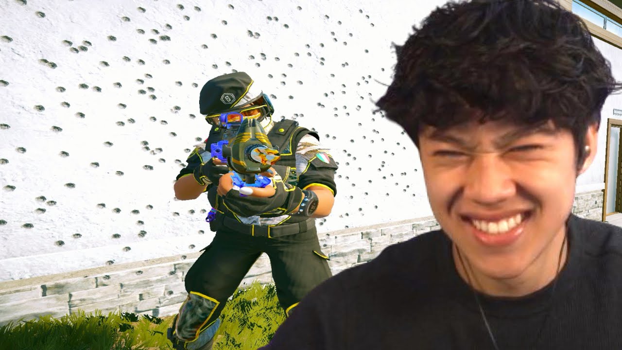 10 Minutes of BAD AIM in Rainbow Six Siege...
