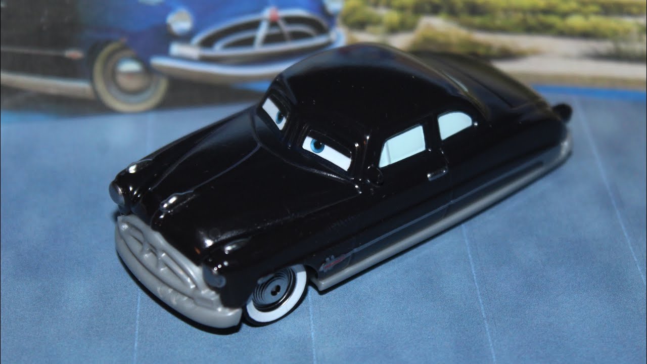 Распаковка фигурки Mattel Disney Cars 2026 Color Changers: Док Хадсон (Хадсон Хорнет) &mdash; цвет с чё...