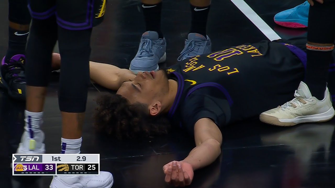 Jaxson Hayes Gets Revenge On Mouhamadou Gueye After Crazy Block & Poster Dunk