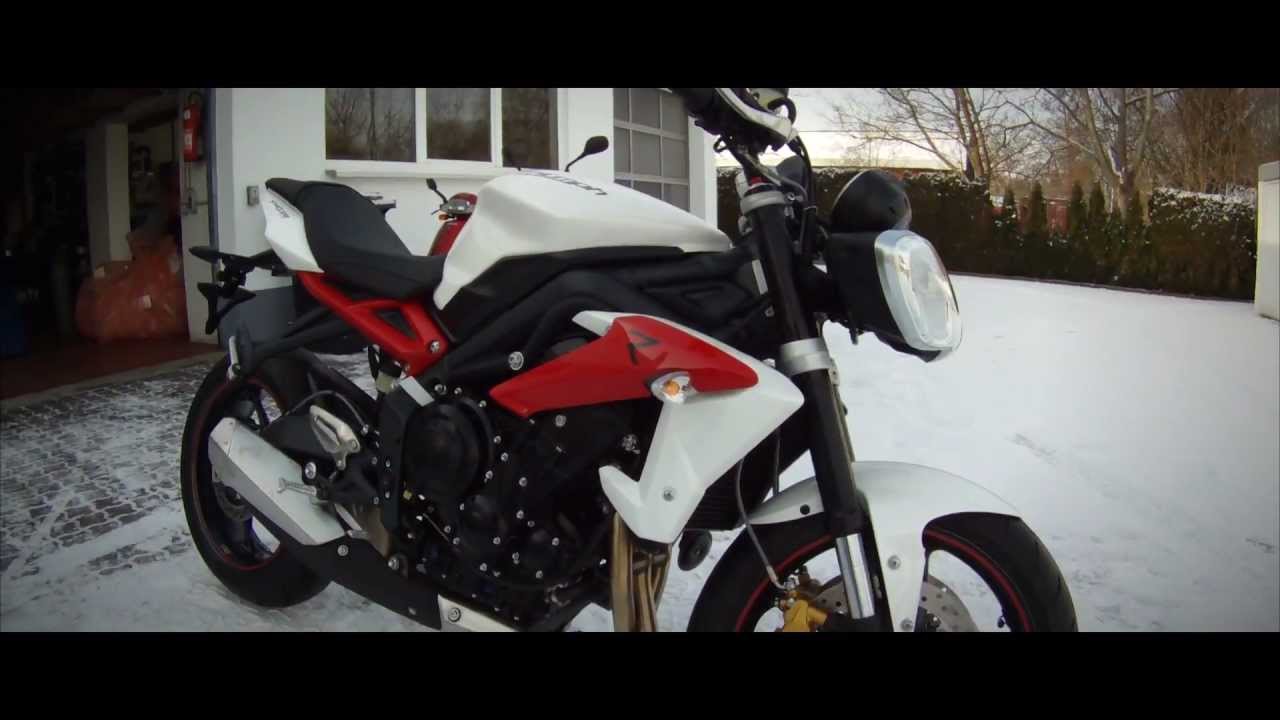 Unboxing the TRIUMPH Street Triple R  2013