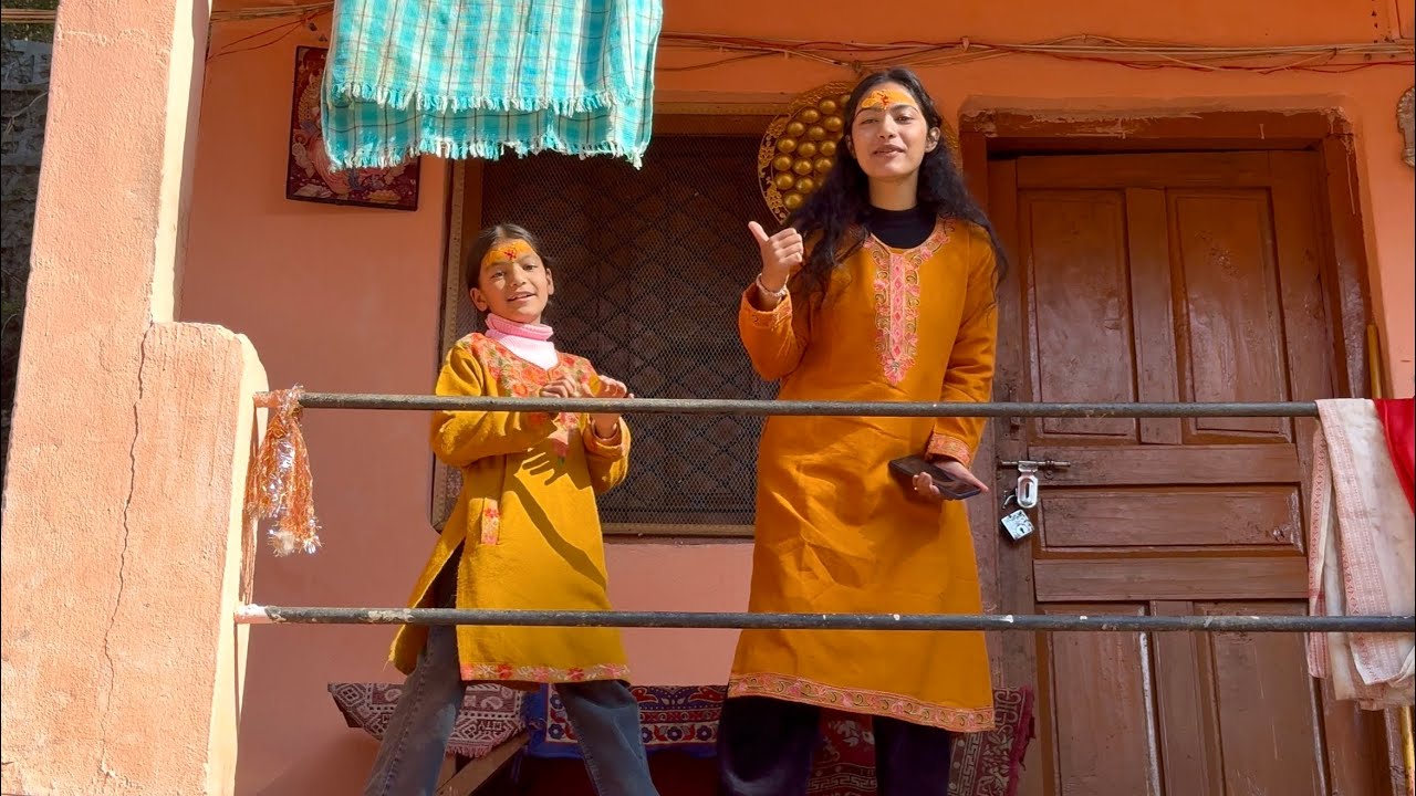Kalpeshwar Mahadev Ke Mandir Main Kya Bol Diya Is Ladki Ne😜😅