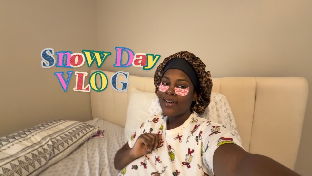 VLOG | Snow in Charlotte. Cook Sunday Dinner with me. Paint & Sip. Duvet vs Comforter?